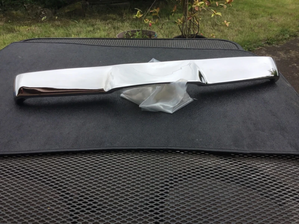 ROVER P4 Rear number plate chrome shroud with seal.   New.    Part no 316141 / 2 - image 3 of 4