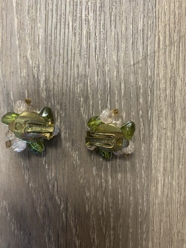 Pendientes Vintage Clip On Racimo Alemania Occidental Cuentas Verde y Transparente Años 60 Redondos - Imagen 5 de 8
