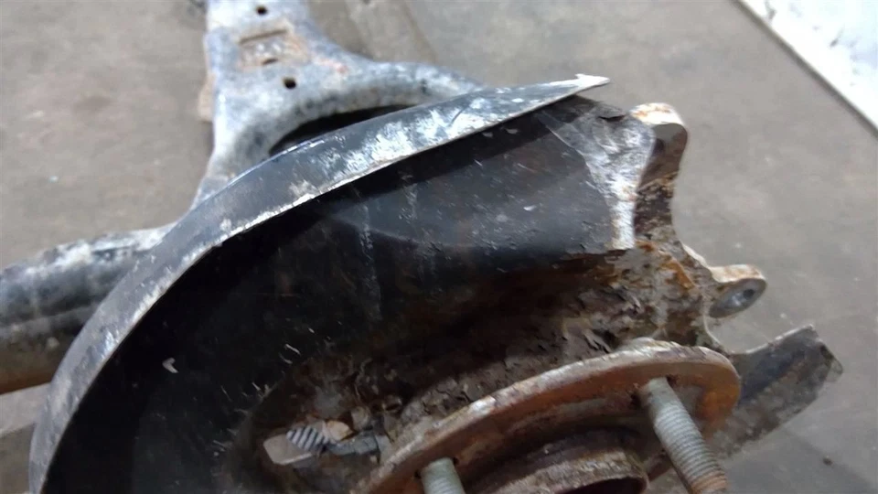 Dodge Caravan 2018-2020 suspensión trasera conjunto de eje OEM 5171467AF Foto 3 de 4