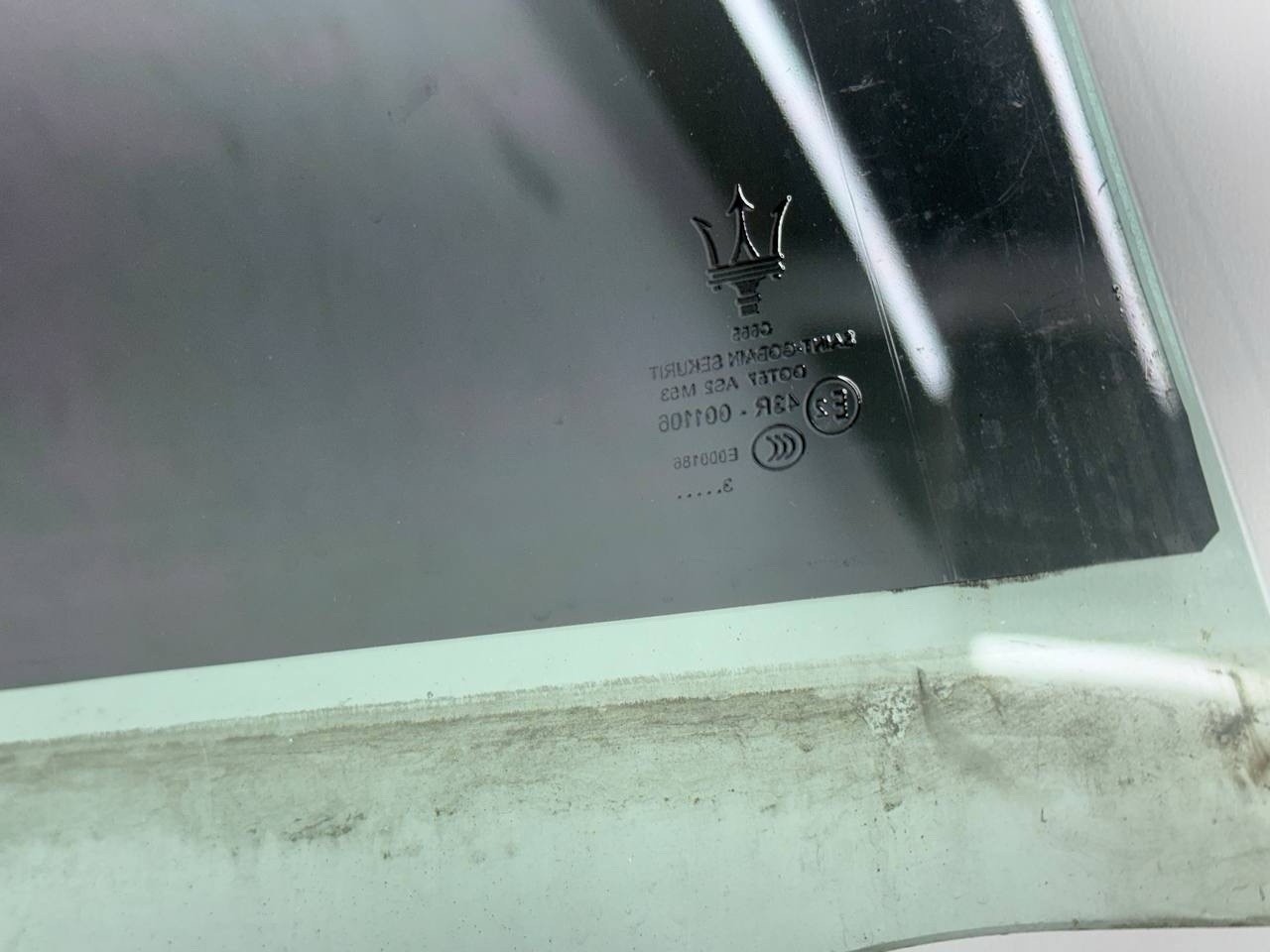 2014-2023 MASERATI GHIBLI S Rear Left DOOR WINDOW GLASS 