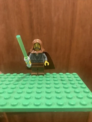 New ListingLego Star Wars OG Jedi Bob Minifigure 2002