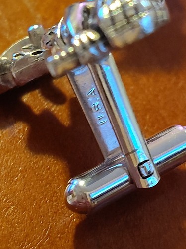 Gemelos de golf con figura humor Hickok SilverTone Wild Swing firmados de colección - Imagen 6 de 11