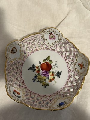 RETICULATED HEREND PORCELAIN BOWL 9 Inch Fruits And Flowers