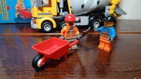 LEGO CITY: Cement Mixer (60018) Complete Retired Set 