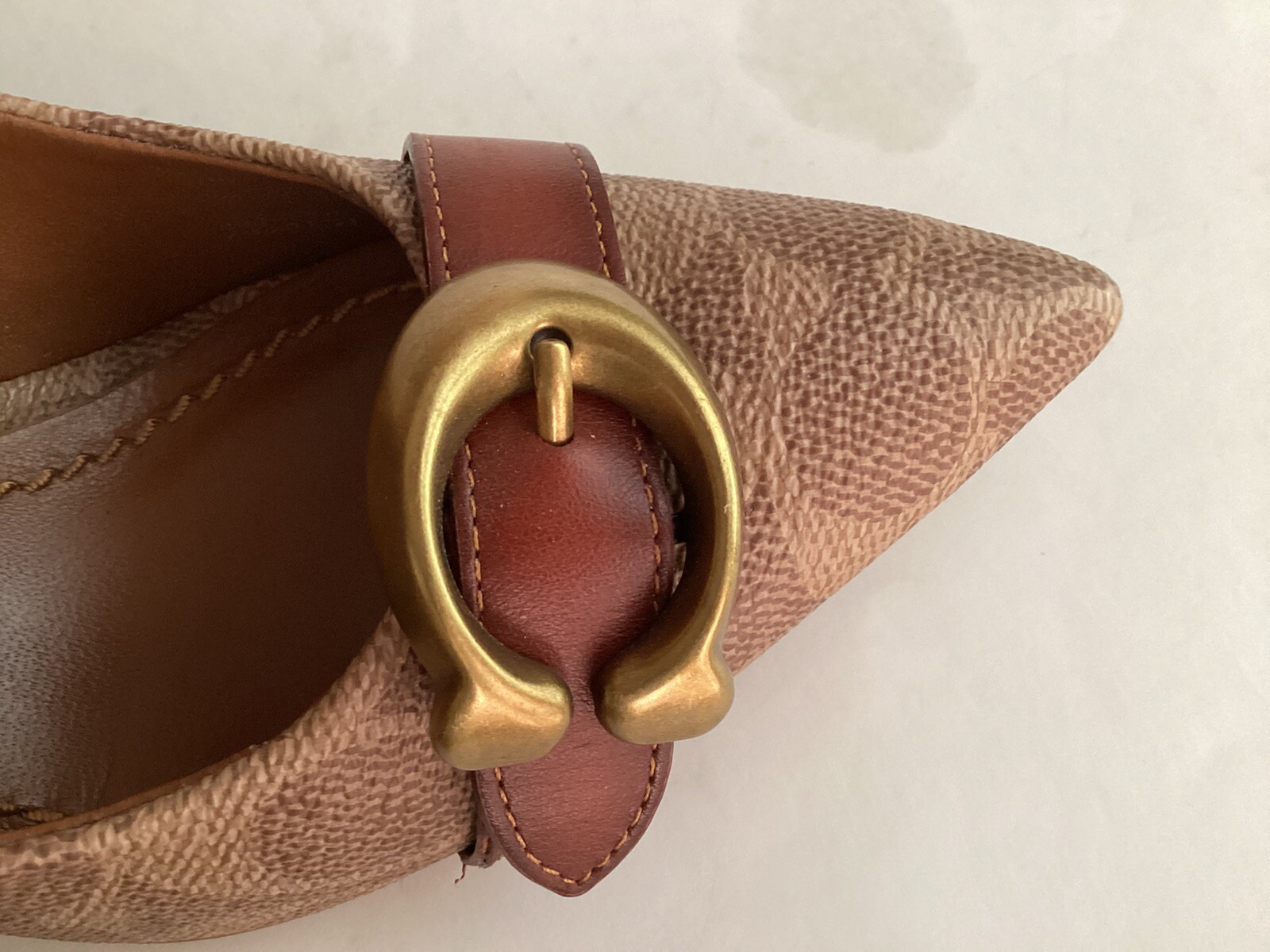 Coach Signature Waverly Pumps “C” logo Buckle Retail … Gem