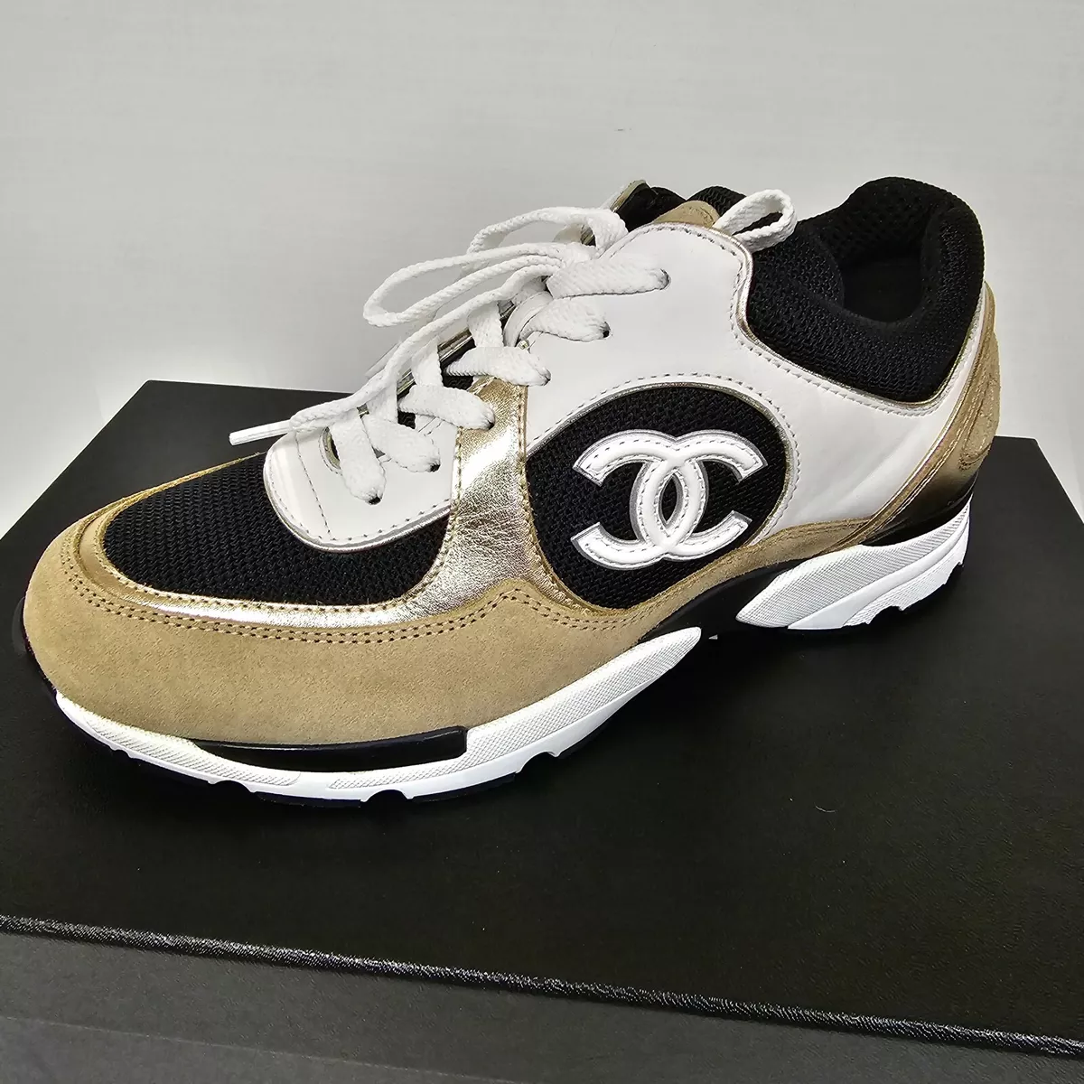 Leather trainers Chanel Black size 39.5 EU in Leather - 34287582