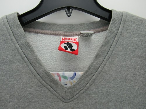 Vintage Walt Disney World Size Medium V Neck Sweatshirt Embroidered - 第 4/10 張圖片