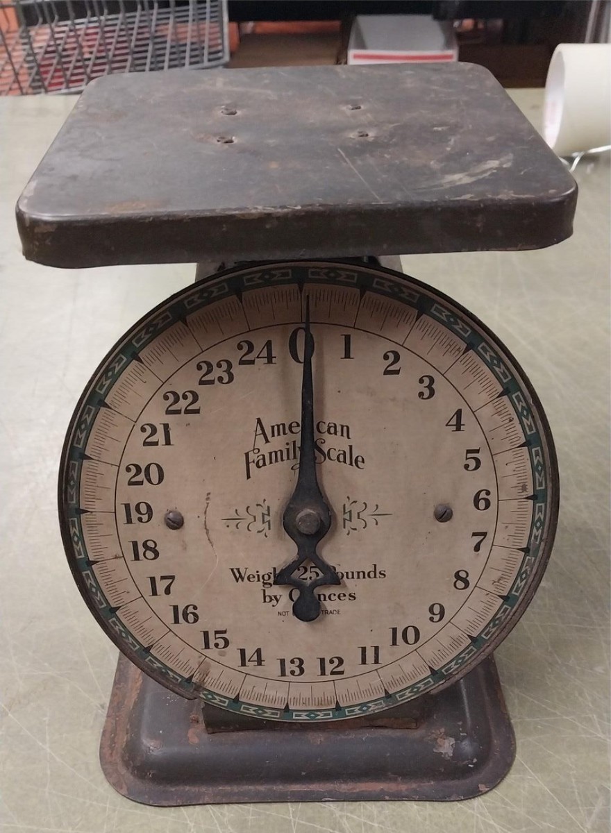 アンティークスケール 量り Americana Family Scale Vintage American Family Scale Weighs 25 Pounds by Ounces Kitchen