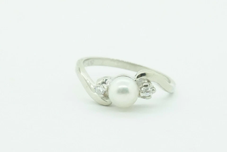  14k White Gold Pearl Diamond Ring Size 5.75 Womens Fine Jewelry - Image 4 of 4
