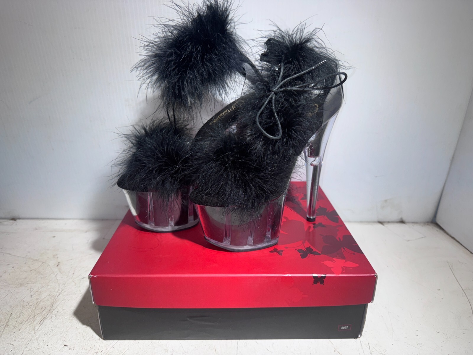 Pleaser Adore-724F 7 Inch Heel Fur Ankle Boots Size 8 with 2 3/4 Inch Platform