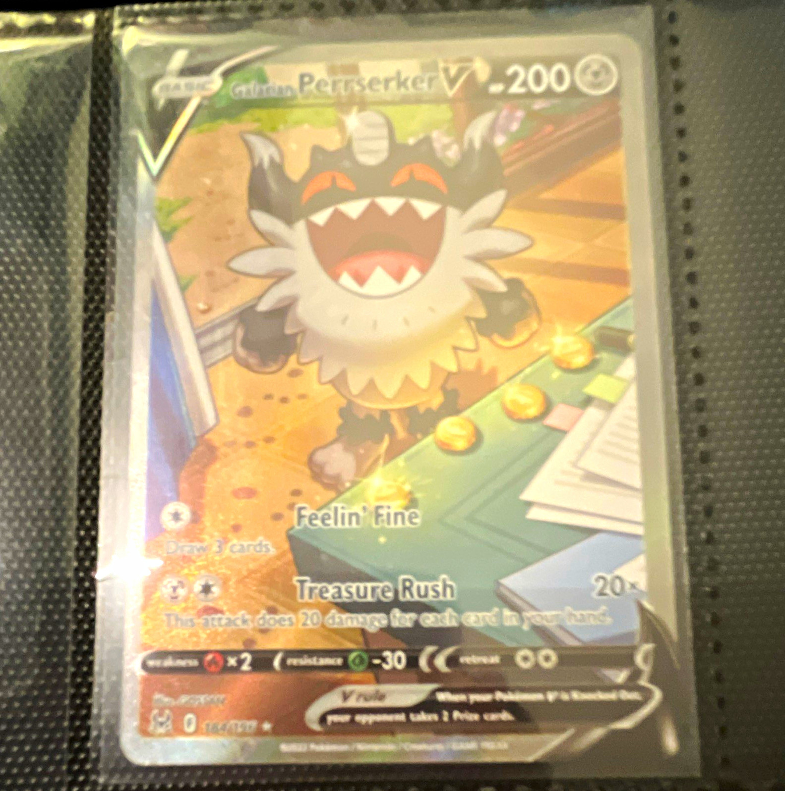The Pokémon Company Galarian Perrserker V 184/196 Lost Origin Full Art UR Holo