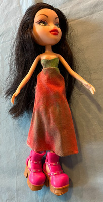 Bratz 20 Yearz Special Anniversary Edition Original Fashion Doll Jade