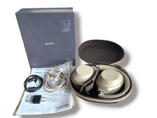 Sony WH-1000XM2 Over-ear Wireless Noise-Canceling Headphones Champagne Gold