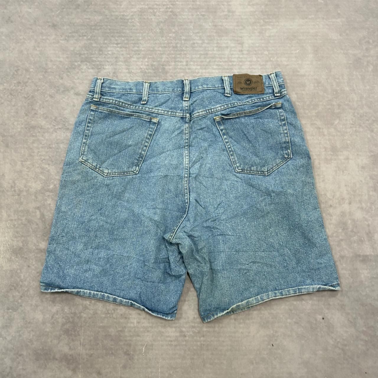 Wrangler Denim Shorts Jean shorts / jorts Men's 38 thumbnail 4