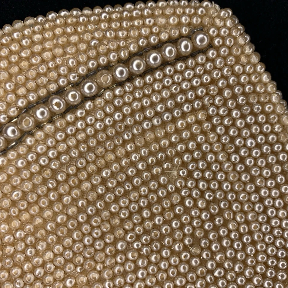 Mini Bolso Vintage K And G Años 40 Con Cuentas Hecho en Japón Marfil Crema Pinup Boda Foto 3 de 4