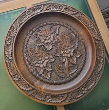 VTG Carved Wood Round Plate Art  14 3/4" Diameter Floral Flowers Folk Home Décor