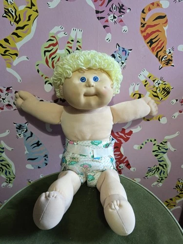 vintage Cabbage patch kid 1980s hm8 lemon haired doll