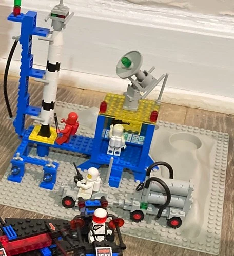 LEGO Space: Alpha-1 Rocket Base (483) Used