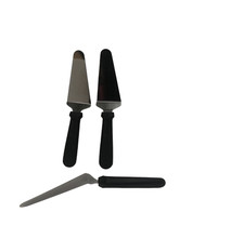Cake & Pie Lifter Spatula in Black Handle Made of Stainless Steel and Plastic 