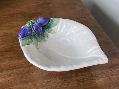 VINTAGE ITALIENISCHE weiße Keramik Seifenschale mit Pflaumen Obstblätter