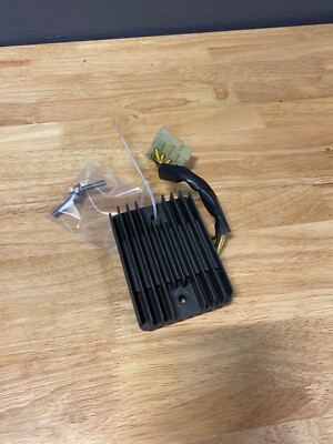 98 ZX9R OEM Voltage Regulator Rectifier Original Works Great 99 Ninja 900