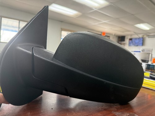 2010 Chevrolet Tahoe Used Left Door Mirror fits Power w/o turn signal - Picture 2 of 4