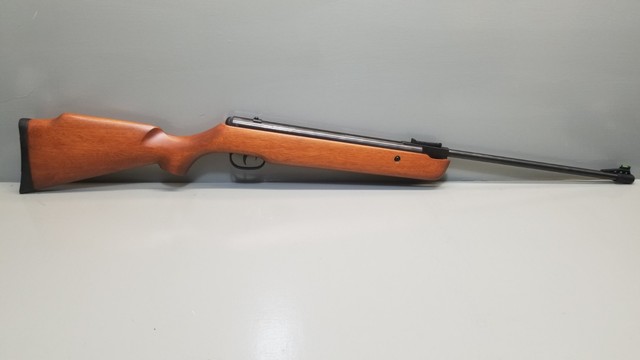 Crosman Quest 1000 (with trigger upgrade)