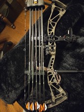 Bowtech Revolt RH 70lb Compound Bow