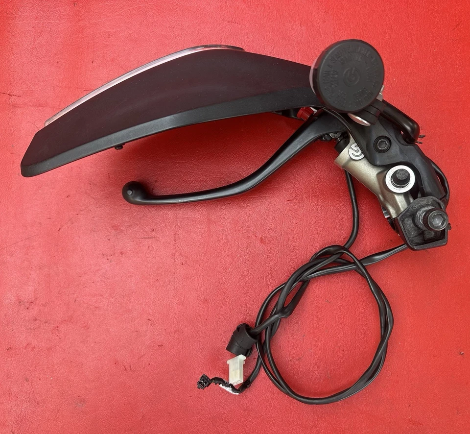 Ducati Multistrada 1200S Touring 2013 OEM Brembo embrague cilindro maestro intermitente Foto 2 de 4