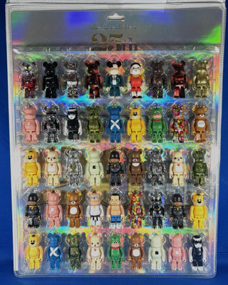 Bearbrick Display Board 25th Anniversary Be@rbrick Case with 45 Bearbricks