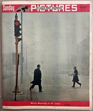St. Louis Post-Dispatch Sunday Pictures / 1963 / Gale Sayers / Roger Staubach