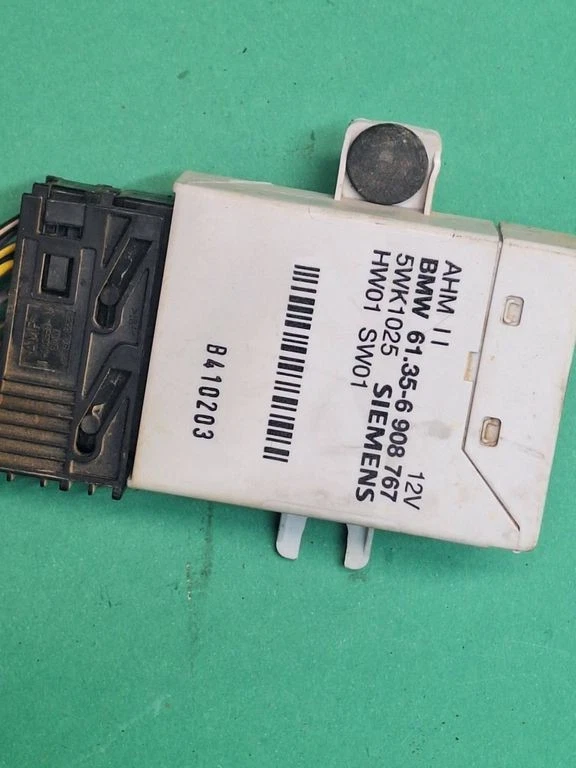 BMW 5 E39 2000 Centralina/Modulo per Gancio di Traino 61356908767 - Immagine 2 di 4