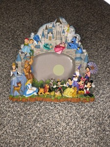 Disney Parks Disneyland Picture Frame Resin 3D Characters Castle Collectible
