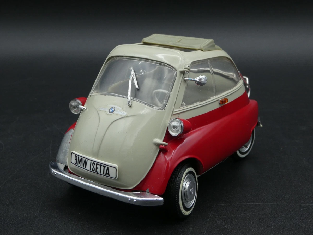 BMW ISETTA 250 ROI LUDWIG LOUIS II BAVIERE o 1/18 REVELL 08972 voiture