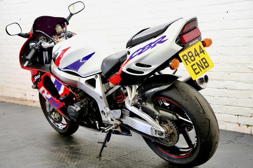 1998 HONDA CBR 900 RR FIREBLADE RED WHITE - Picture 12 of 16