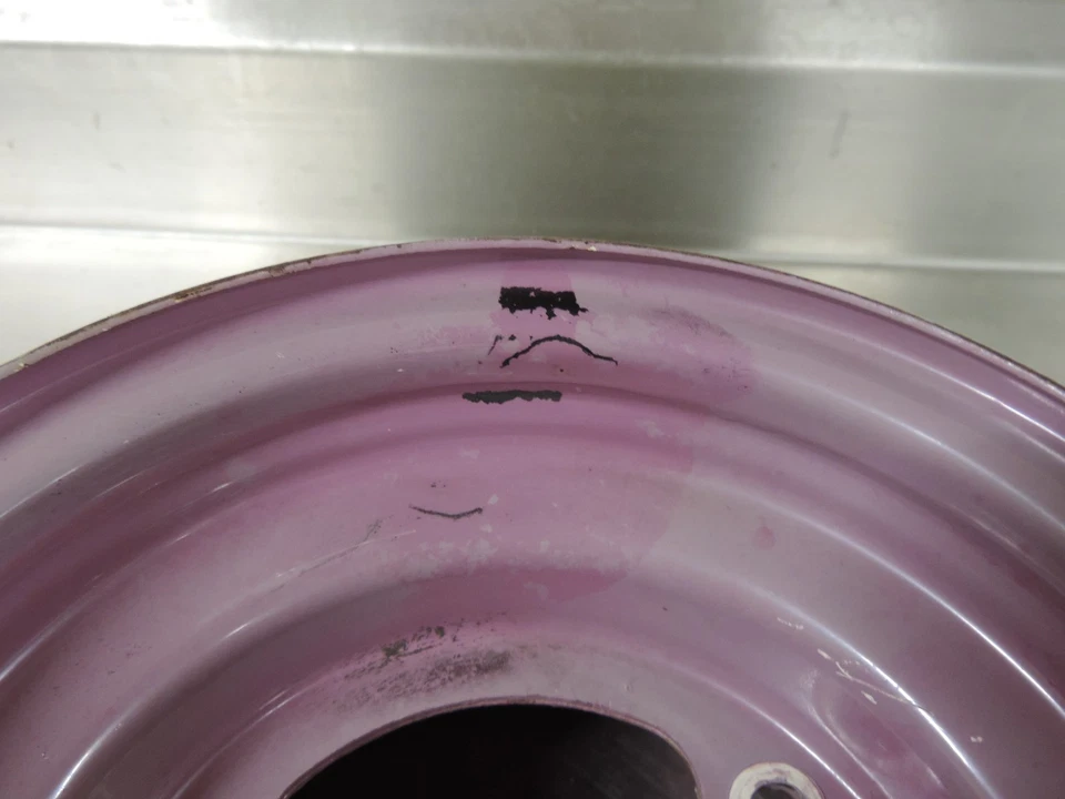 Llanta Suzuki LT80 1998 Quadsport para delantera o trasera 8x5,5 Foto 3 de 4