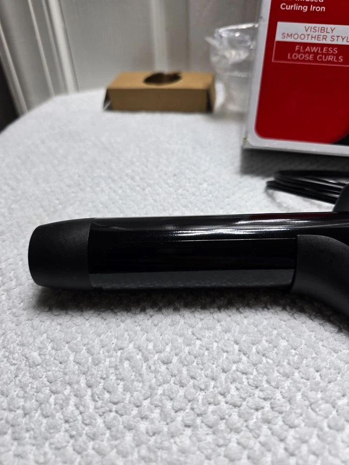 Revlon SmoothStay 1-1/2" Coconut Oil Infused Curling Iron Smoother Style Loose B - Image 3 of 4