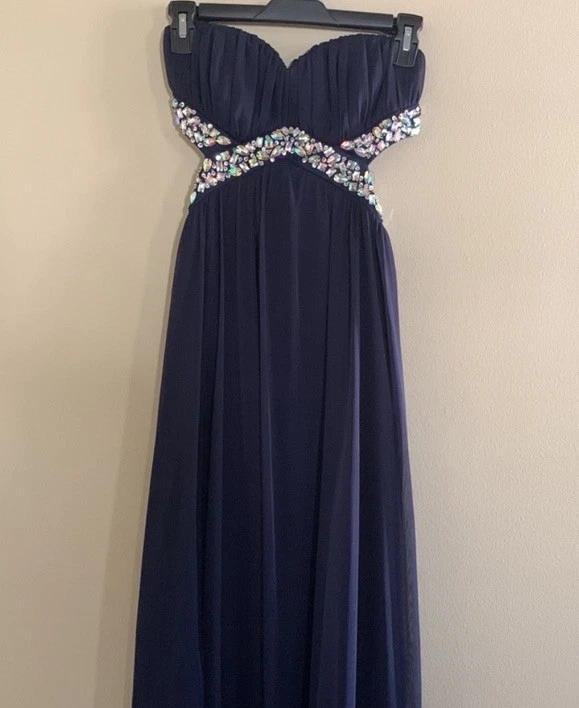 Trixxi Navy Strapless Prom/Formal Dress With Rhinestone Size Small - Image 4 of 4