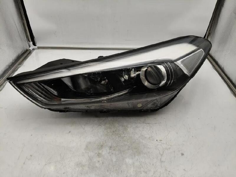 92101D7200 PROIETTORE SINISTRO HYUNDAI TUCSON 1.7 CRDi (85Kw) Suv 5p/d/1685cc