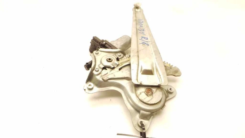 07-11 REGULADOR VENTANA PUERTA TRASERA LADO PASAJERO HÍBRIDO TOYOTA CAMRY  Foto 4 de 4