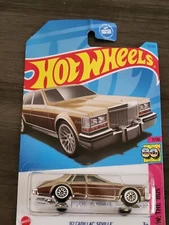 Hot Wheels '82 Cadillac Seville Metallic Gold #75 - 2023 HW: The '80s