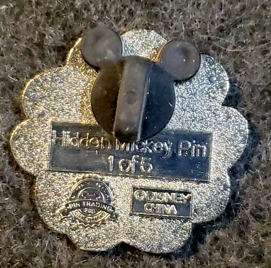 Disney Pin Princess Aurora in Flower Preowned HIDDEN MICKEY PIN