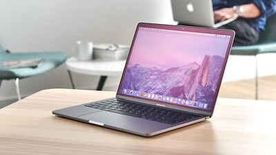 Apple MacBook Pro 13-inch 2019 A2159, Quad Core i5 1.4GHz, 8GB