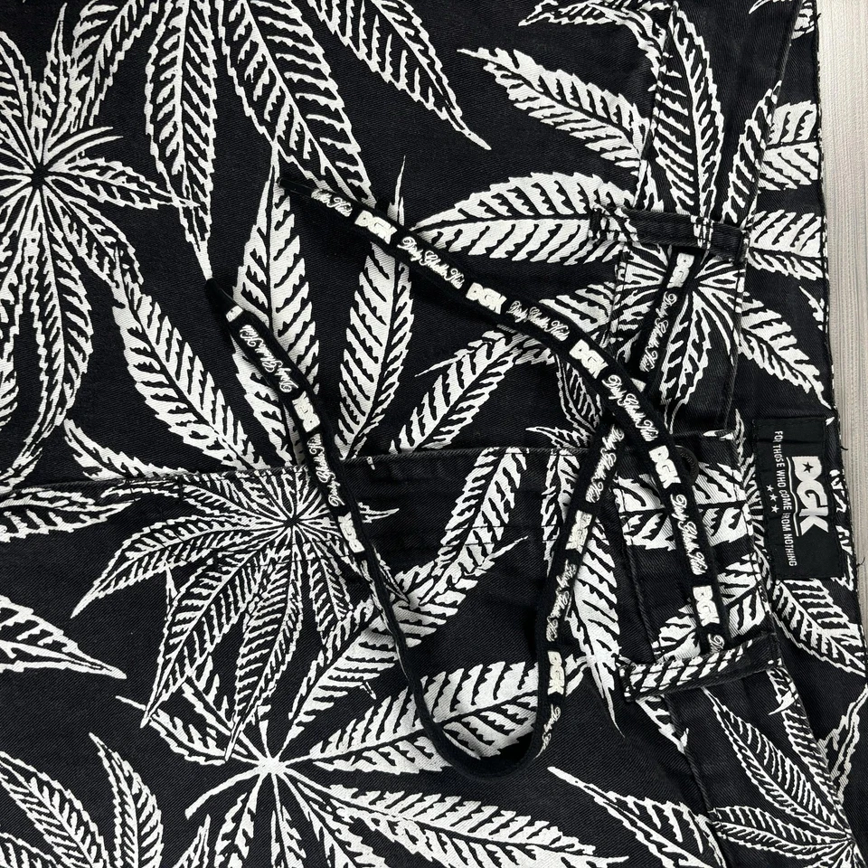 Pantalones Cortos DGK Para Hombres 36 Negro Estampado de Hojas de Hierba Chino Ropa de Calle 100% Algodón Patín 420 Foto 4 de 4