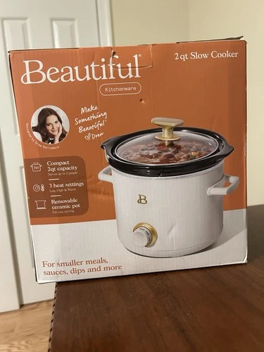 BEAUTIFUL Drew Barrymore Slow Cooker 2 Quart White Icing Mini Removable Pot