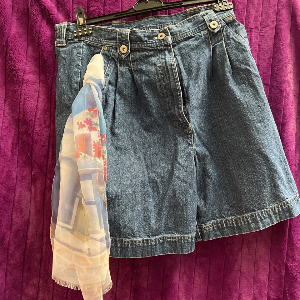 Pantalones Cortos de Denim Bill Blass Talla 12 Azul Cool ComfortBonus Rojo-blanco-azul Bufanda Ifadi  Foto 3 de 4