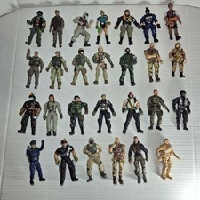 Mixed Lot of 27 Various Military Action Police Jungle Figures Chap Mei And Other
