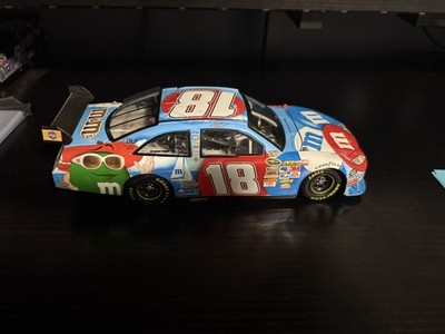 2008 Kyle Busch #18 M&M's RWB Summer Fun 【公式通販】