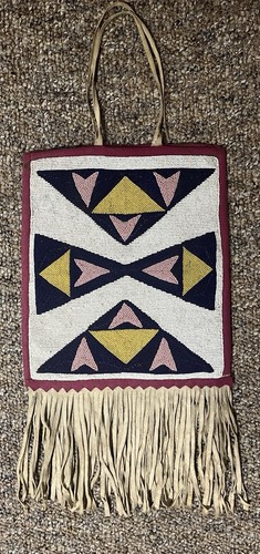 Antique Nez Perce / Plateau Indian Beaded Flat Bag