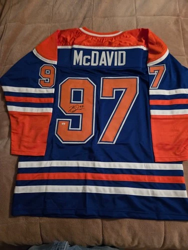 Connor McDavid Edmonton Oilers signed autographed hockey jersey; COA